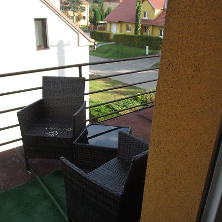 Rd Cerncin Bucovice Apartment ภายนอก รูปภาพ