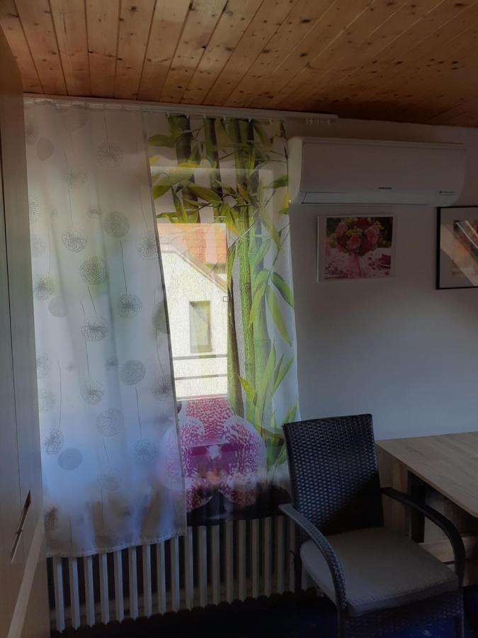 Rd Cerncin Bucovice Apartment ภายนอก รูปภาพ